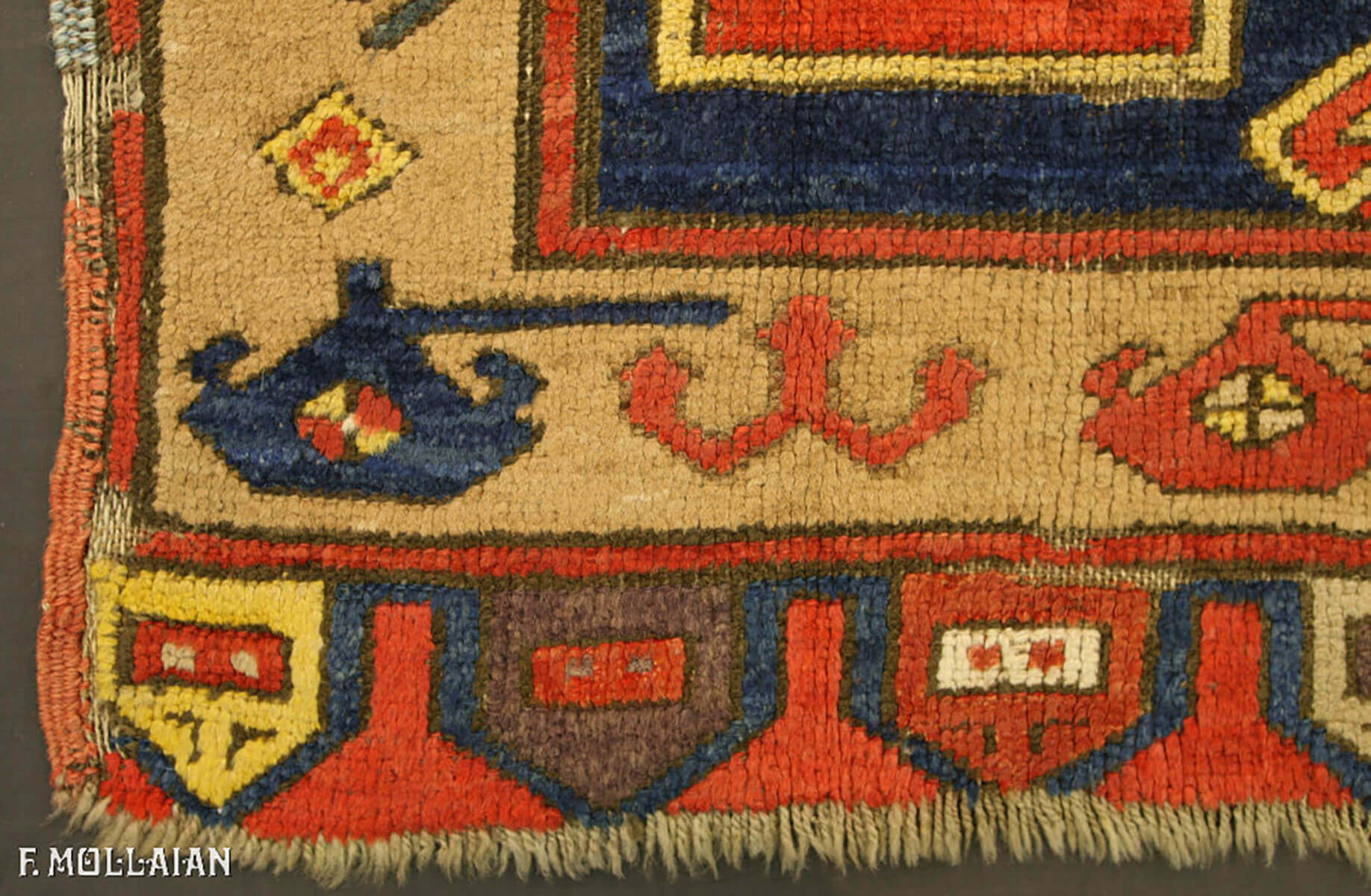 Antique Turkish Karapinar Rug n°:52339018